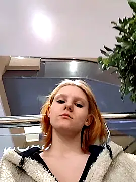 NinaParri online show from 04-10-26, 03:13