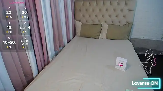 Snapshot of fuckmylollipop chatting on 06-23-26, 12:30 fuckmylollipop online show from 06-23-26, 12:30