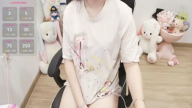 Snapshot of Nana_Chu chatting on 07-04-26, 11:31 Nana Chu online show from 07-04-26, 11:31