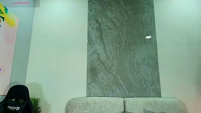 Snapshot of Megan_lux_ chatting on 08-01-26, 11:08 Megan lux online show from 08-01-26, 11:08