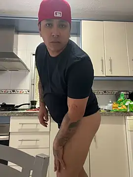 tattttoedBear online show from 03-17-26, 11:24