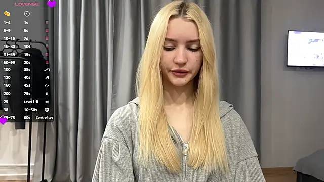 Snapshot of MelissaEvenns chatting on 05-30-26, 01:06 MelissaEvenns online show from 05-30-26, 01:06