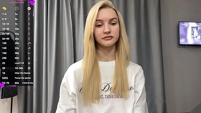 Snapshot of MelissaEvenns chatting on 05-22-26, 01:20 MelissaEvenns online show from 05-22-26, 01:20