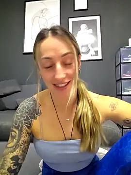 NicoleKaiser online show from 03-26-26, 07:12