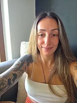 NicoleKaiser online show from 05-13-26, 07:26