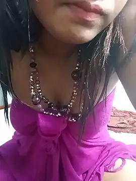 Snapshot of honeyi_babe chatting on 05-30-26, 07:58 honeyi babe online show from 05-30-26, 07:58