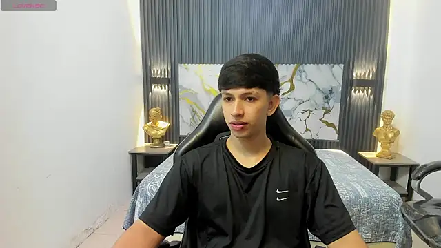 AdrianFranko online show from 05-20-26, 01:08