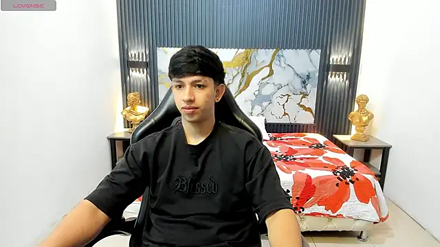 AdrianFranko online show from 05-12-26, 01:28