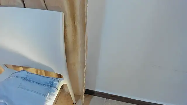 JuliethDior online show from 03-25-26, 06:29