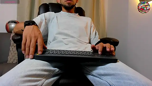 Steban silv online show from 06-15-26, 10:59