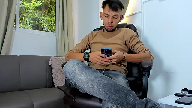 Snapshot of Steban_silv chatting on 06-02-26, 11:32 Steban silv online show from 06-02-26, 11:32