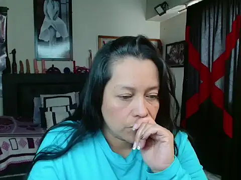 Snapshot of PenelopeSuency chatting on 07-15-26, 02:24 PenelopeSuency online show from 07-15-26, 02:24