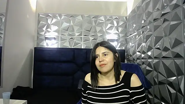 Cata black online show from 05-14-26, 02:36