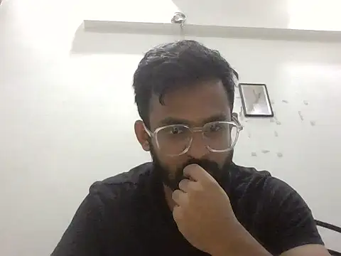 Snapshot of aryaka1303 chatting on 03-18-26, 04:41 aryaka1303 online show from 03-18-26, 04:41