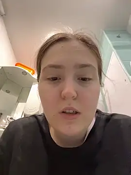 charmingggirl online show from 04-07-26, 07:54