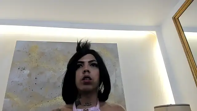 MiiaRestrepo online show from 04-27-26, 11:47