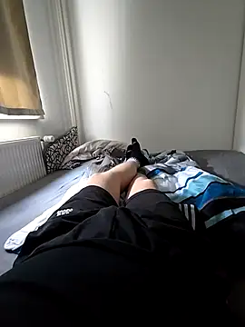 OssiBigCum online show from 04-18-26, 08:38