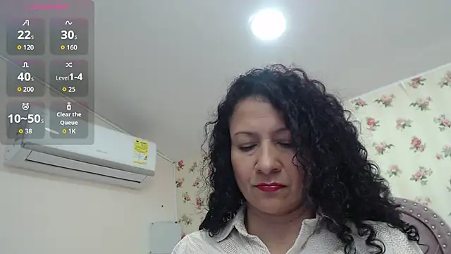 crystal watson0 online show from 04-21-26, 01:39