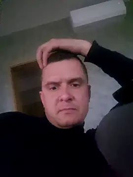 Snapshot of nezinau34 chatting on 06-14-26, 05:58 nezinau34 online show from 06-14-26, 05:58