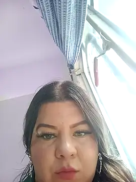 Snapshot of Karla_rodriguez1 chatting on 06-07-26, 06:13 Karla rodriguez1 online show from 06-07-26, 06:13