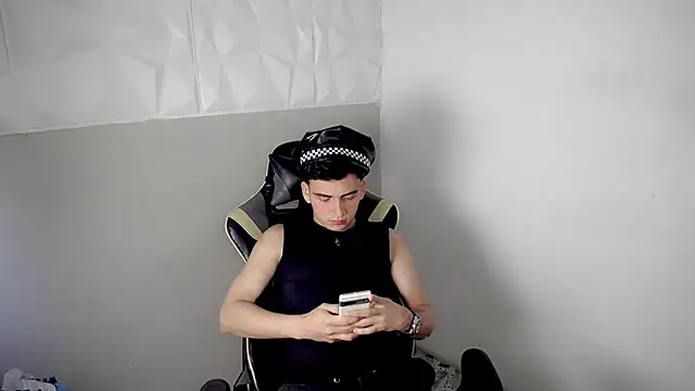 Mathias twinkk online show from 04-15-26, 04:44