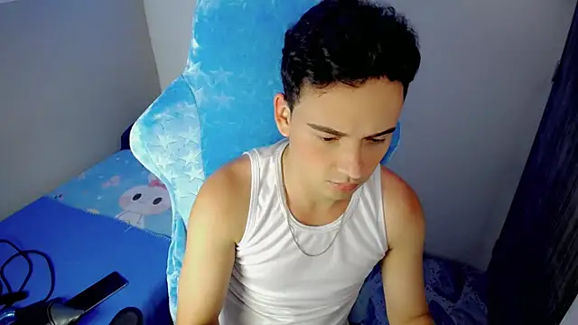 Mathias twinkk online show from 03-26-26, 08:51