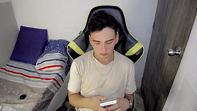 Mathias twinkk online show from 03-22-26, 07:48