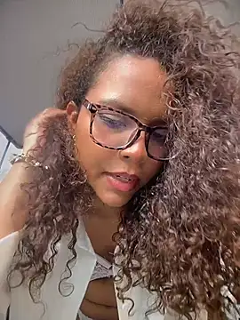 CurlyOopsieXXX online show from 06-30-26, 09:37