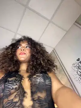 Snapshot of CurlyOopsieXXX chatting on 04-07-26, 09:38 CurlyOopsieXXX online show from 04-07-26, 09:38