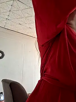 laurabassii online show from 04-02-26, 09:54