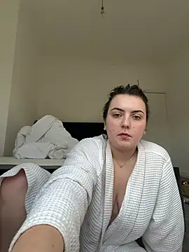 Snapshot of NaughtyNicolexxxx chatting on 03-19-26, 10:48 NaughtyNicolexxxx online show from 03-19-26, 10:48