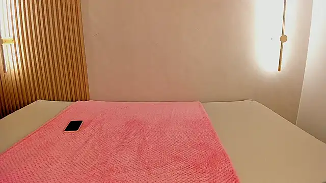 lua rosse online show from 04-17-26, 04:48
