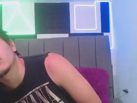 adonis latin 19 online show from 04-09-26, 03:19