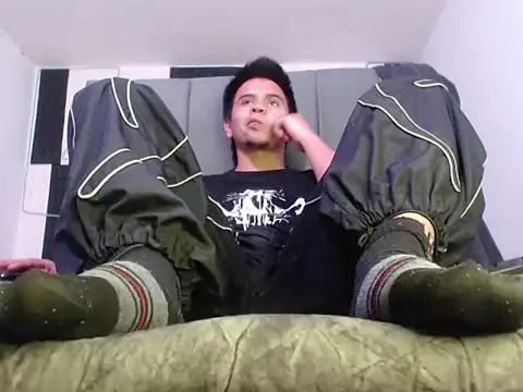 adonis latin 19 online show from 05-21-26, 03:26