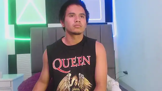 adonis latin 19 online show from 04-06-26, 03:24
