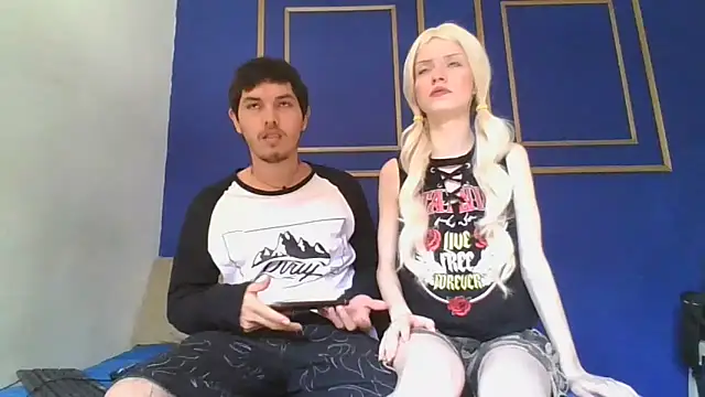 Fantasy-Dreams online show from 04-20-26, 01:56