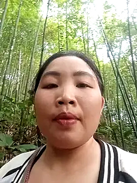 Huemy098 online show from 04-21-26, 12:12