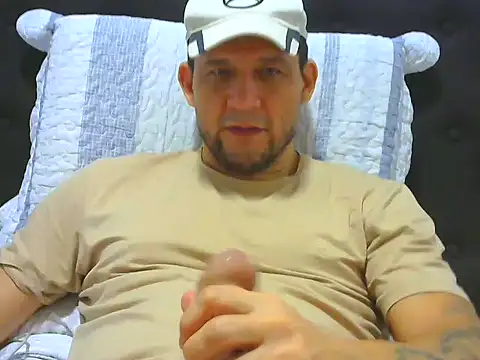 Snapshot of altenori chatting on 06-22-26, 01:22 altenori online show from 06-22-26, 01:22