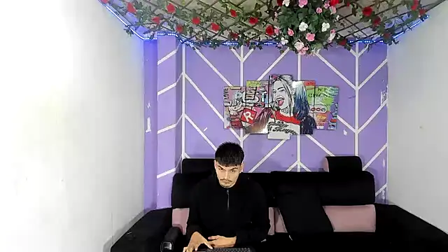 Nahomi hot 77 online show from 05-10-26, 12:09