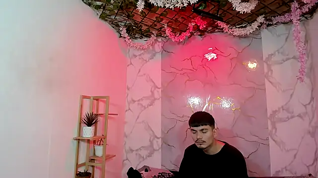 Nahomi hot 77 online show from 05-11-26, 12:17