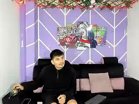 Nahomi hot 77 online show from 05-14-26, 12:13