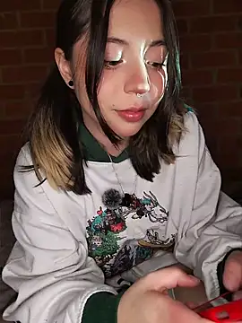 Petite CherryX online show from 05-12-26, 01:57