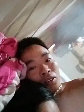 Snapshot of boy-pho- chatting on 06-27-26, 02:28 boy-pho- online show from 06-27-26, 02:28