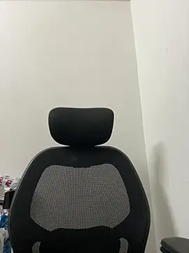 sexy-riyaa43 online show from 03-23-26, 04:40