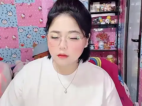 Snapshot of Nhanlu009 chatting on 07-03-26, 01:06 Nhanlu009 online show from 07-03-26, 01:06