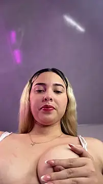 irispink  online show from 03-22-26, 09:27