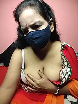 Snapshot of Rashilii_Bhabi chatting on 08-07-26, 02:56 Rashilii Bhabi online show from 08-07-26, 02:56