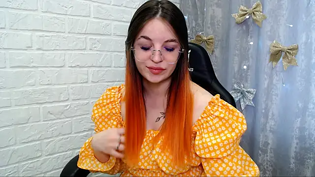 Snapshot of SptQueen chatting on 03-27-26, 02:42 SptQueen online show from 03-27-26, 02:42