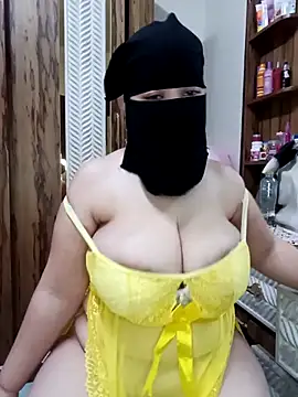 queen lily online show from 05-31-26, 04:35