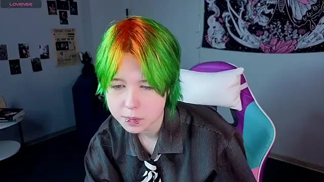 LittleKittenStar online show from 05-14-26, 11:29